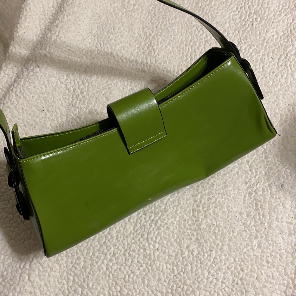 Gucci Shoulder Bag - Picture 4 of 9